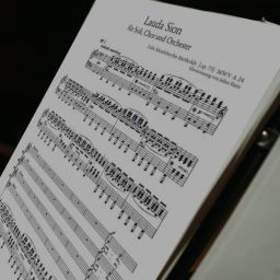 Entra a far parte del coro Accademia Tetracordo!